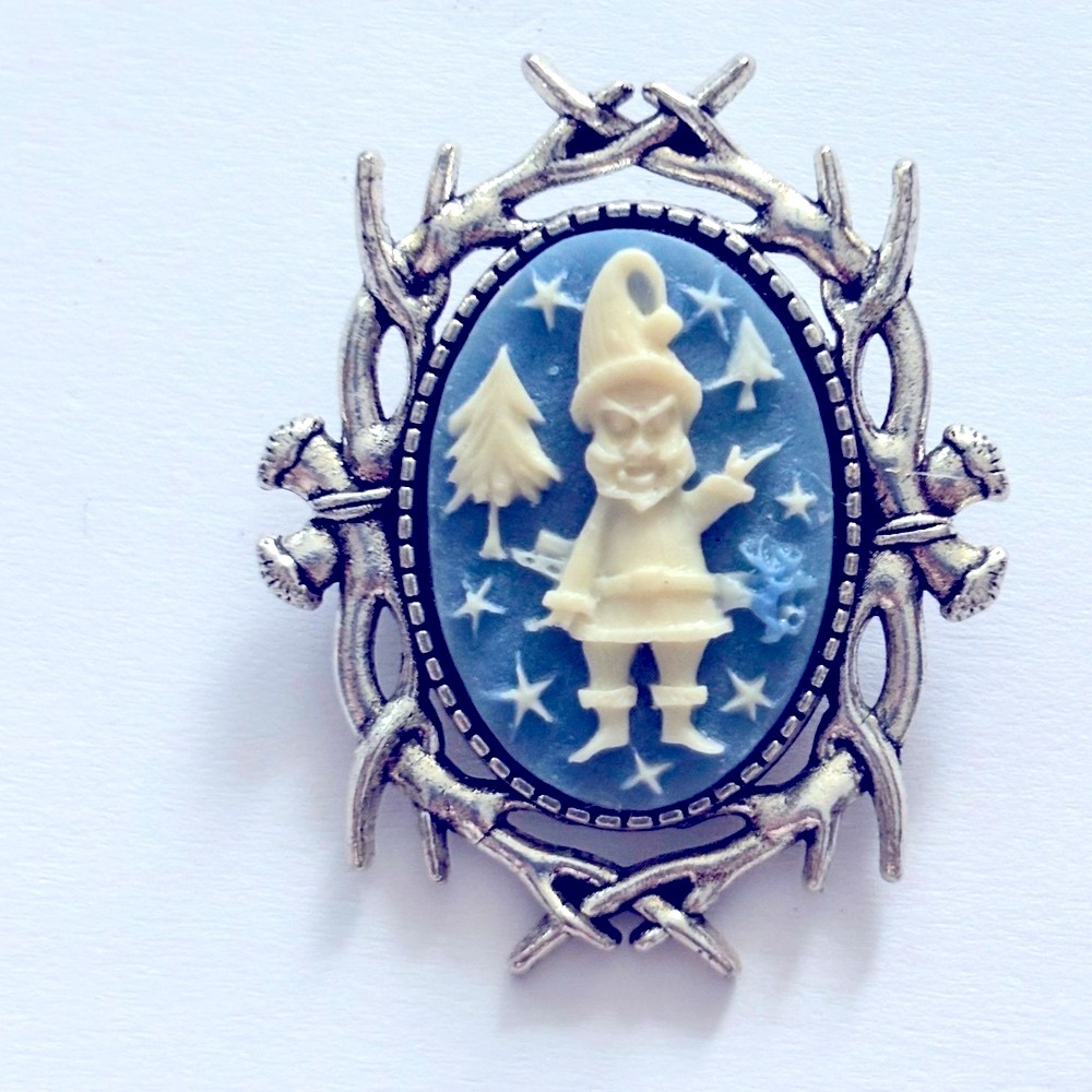 Evil Elf Christmas Cameo Brooch, NWT